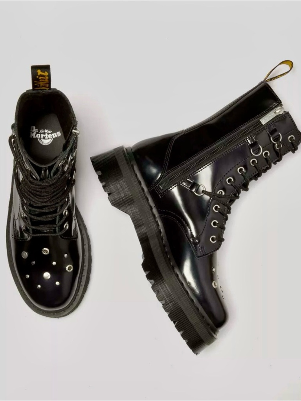 DR. MARTENS JADON BLACK STUDDED PLATFORM SZ 8 NEW